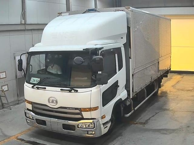 NISSAN CONDOR 2014