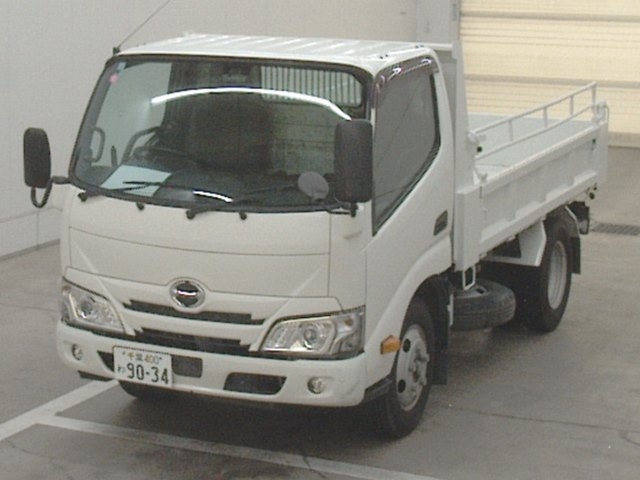 HINO DUTRO 2020