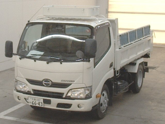 HINO DUTRO 2018