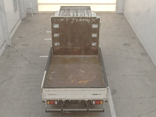ISUZU ELF 2019