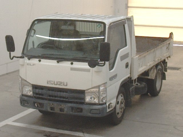 ISUZU ELF 2013
