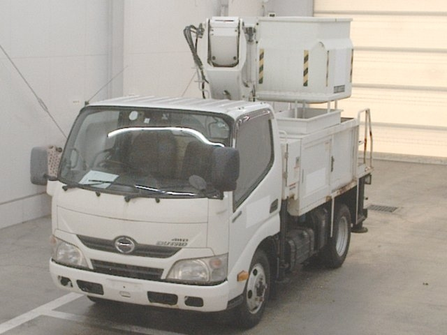 HINO DUTRO 2013