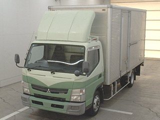 MITSUBISHI CANTER 2011