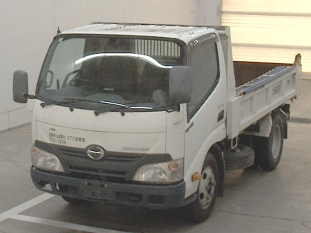 HINO DUTRO 2011