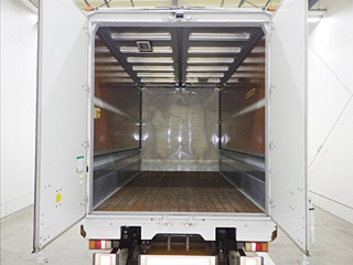 ISUZU ELF 2011