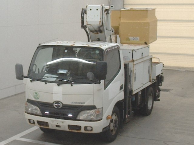 HINO DUTRO 2013