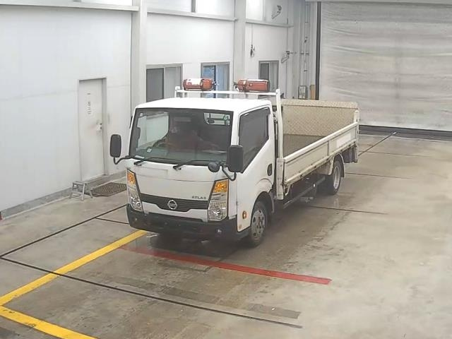 NISSAN ATLAS 2017
