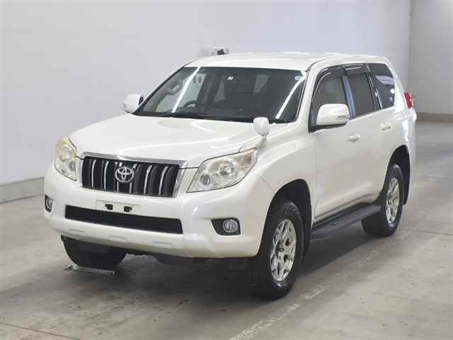 TOYOTA LAND CRUISER PRADO 2013