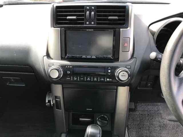 TOYOTA LAND CRUISER PRADO 2013