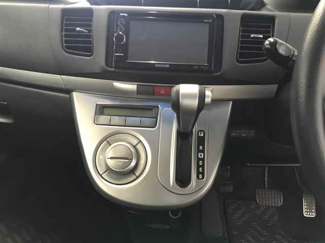 DAIHATSU MOVE 2010
