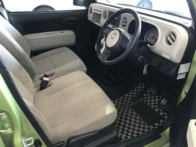 DAIHATSU MIRA 2010
