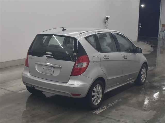 MERCEDES BENZ A CLASS 2011