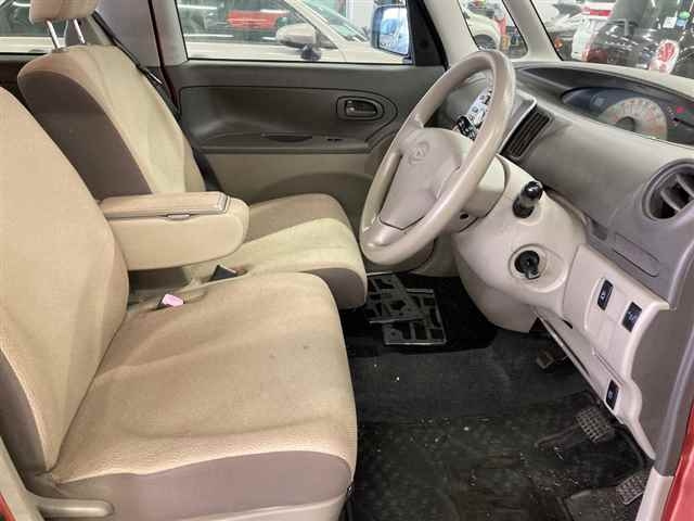 DAIHATSU TANTO 2008