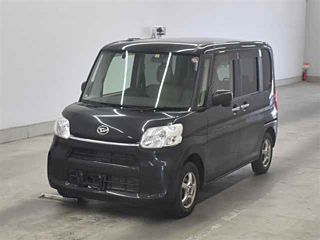 DAIHATSU TANTO 2015