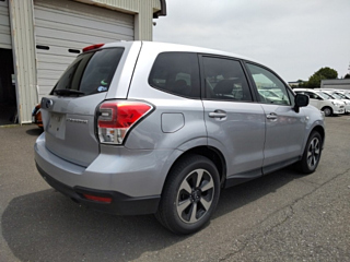 SUBARU FORESTER 2018