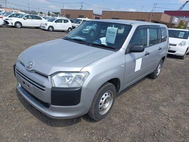 TOYOTA PROBOX 2018