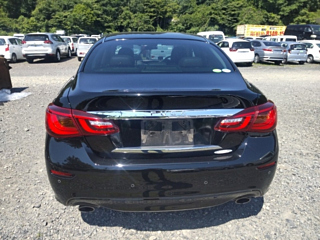 NISSAN FUGA 2015