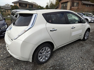 NISSAN LEAF 2015