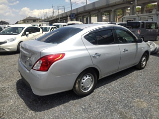 NISSAN LATIO 2017