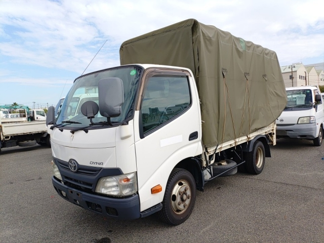 TOYOTA DYNA 2012
