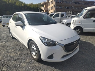 MAZDA DEMIO 2015
