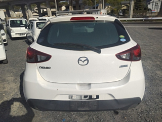 MAZDA DEMIO 2015