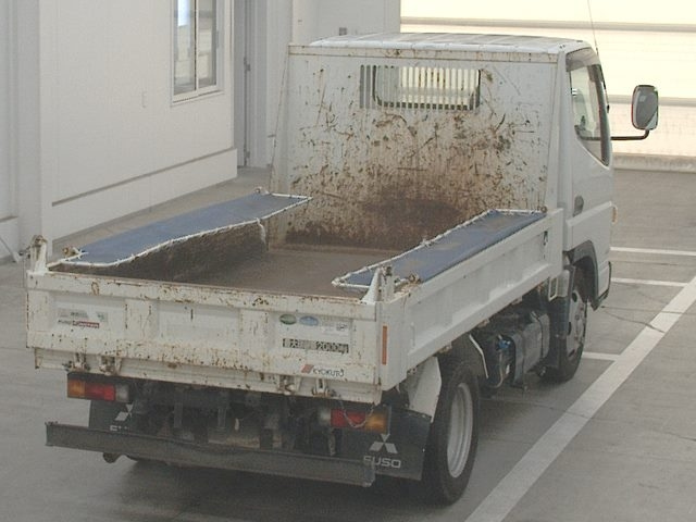 MITSUBISHI CANTER 2018