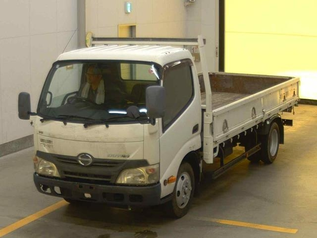 HINO DUTRO 2011