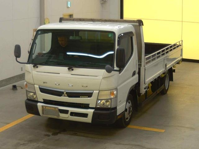 MITSUBISHI CANTER 2020
