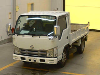 NISSAN ATLAS 2008