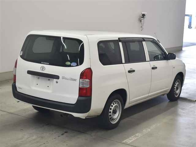 TOYOTA PROBOX 2018