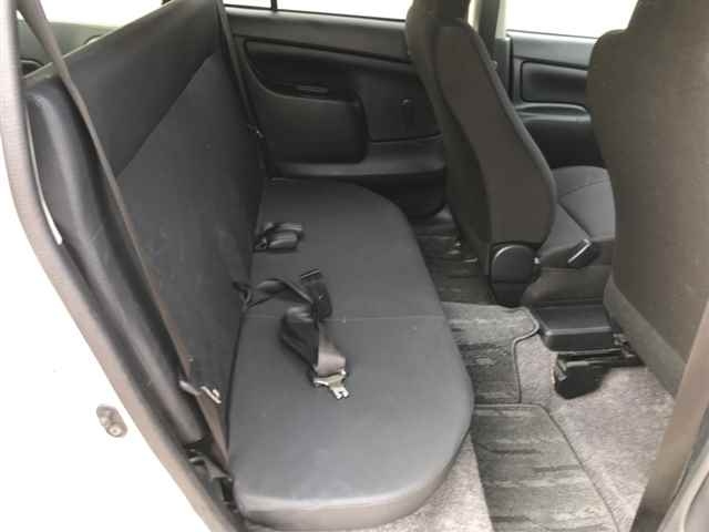 TOYOTA PROBOX 2018