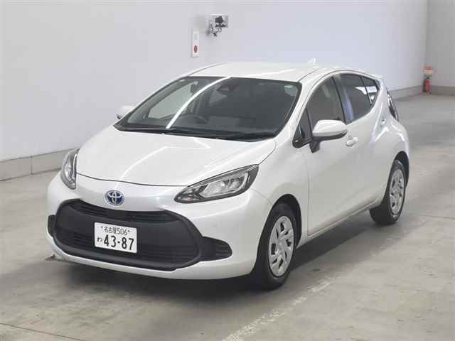 TOYOTA AQUA 2023