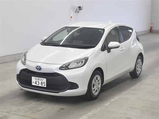 TOYOTA AQUA 2023