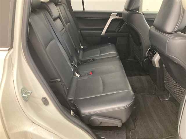 TOYOTA LAND CRUISER PRADO 2018