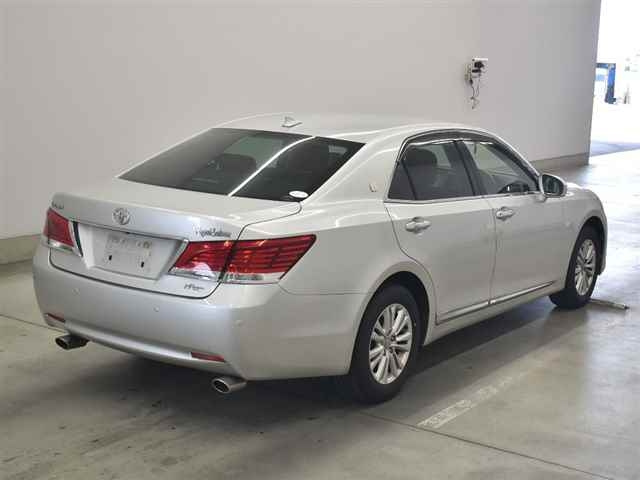 TOYOTA CROWN 2013