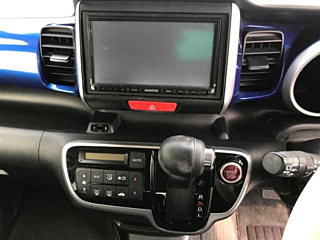 HONDA N BOX 2015