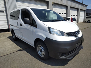 NISSAN NV200 2018