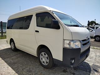 TOYOTA HIACE VAN 2019