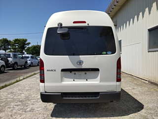 TOYOTA HIACE VAN 2019