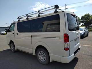 TOYOTA HIACE VAN 2018