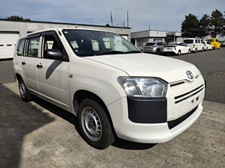 TOYOTA SUCCEED 2017