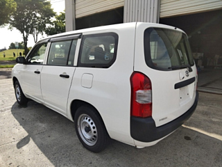TOYOTA SUCCEED 2017