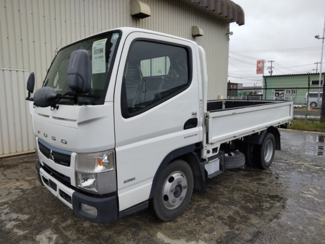 MITSUBISHI CANTER 2020