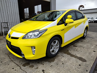 TOYOTA PRIUS 2013