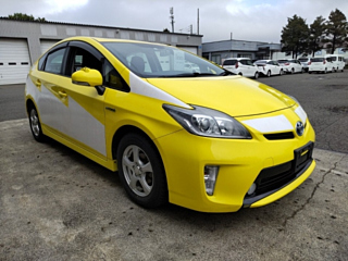 TOYOTA PRIUS 2013