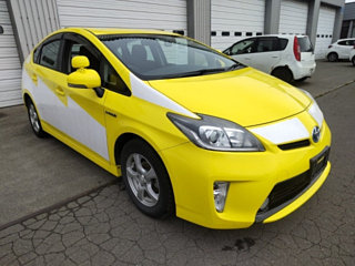 TOYOTA PRIUS 2013