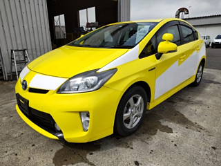 TOYOTA PRIUS 2013
