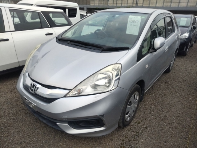 HONDA FIT SHUTTLE 2014