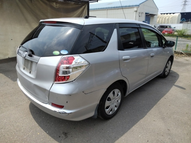 HONDA FIT SHUTTLE 2014